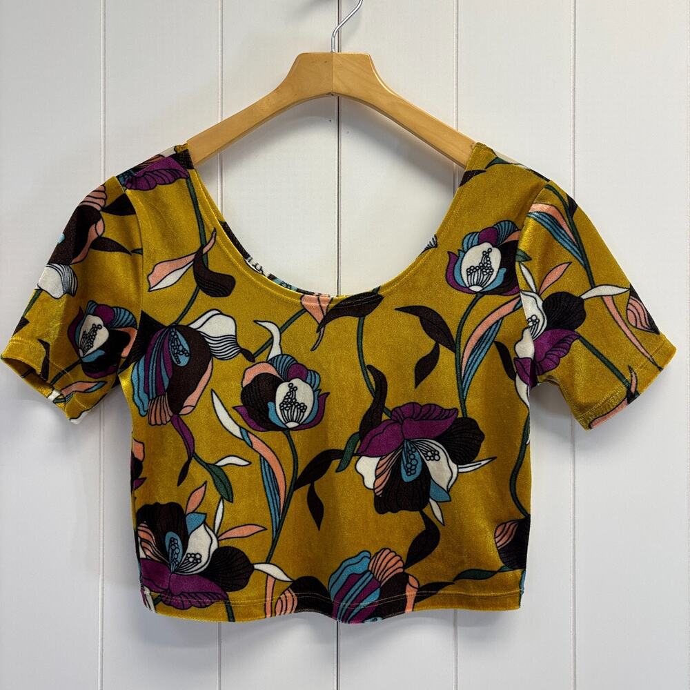 Timing Mustard Floral Crop Top